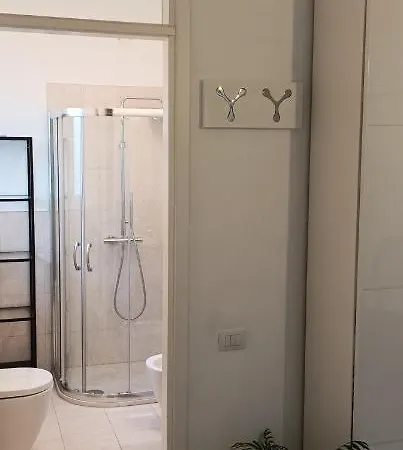 La Casina Di Ale Apartment *