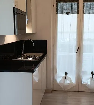 La Casina Di Ale Marina Di Carrara